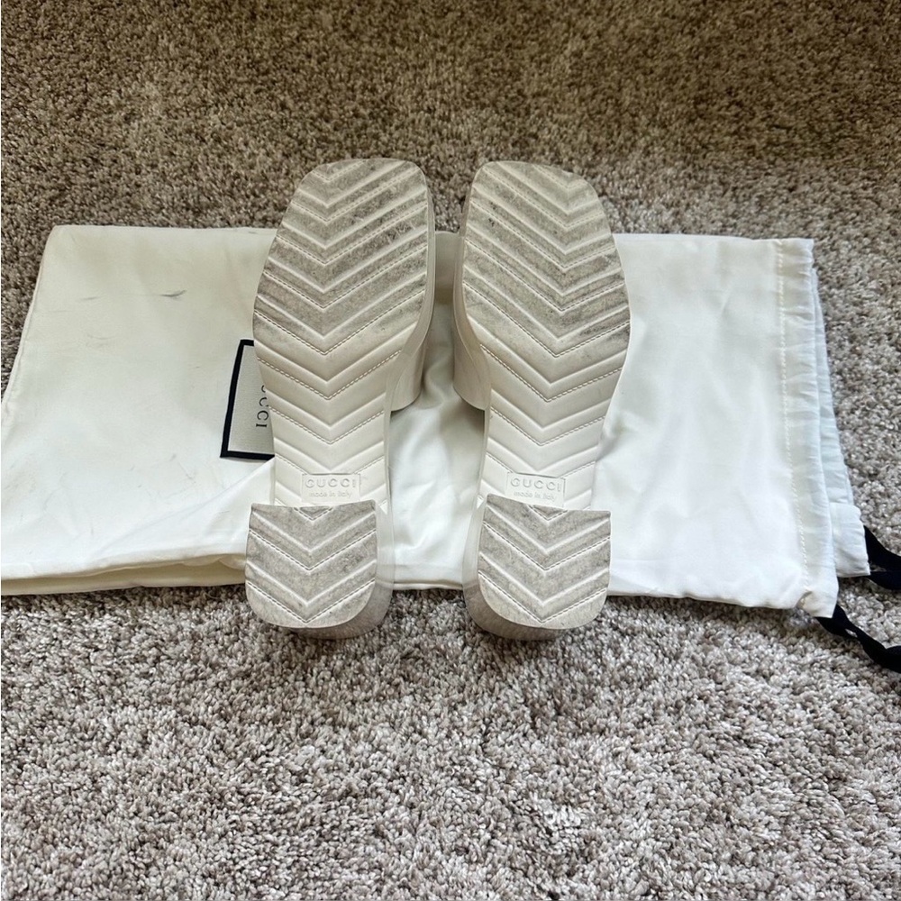 Gucci rubber slides Women's off white Mules - Picture 3 of 3